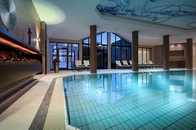 Der Innenpool... - Land & Golf Hotel Stromberg | Land & Golf Hotel ...