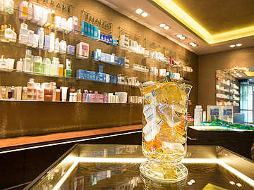 Clarins, Thalgo, retipalm, alessandro & St Barth in unserem SOONWALD spa Shop